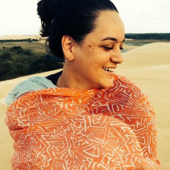 Meet your Posher, Hana - Picture 1 of 1